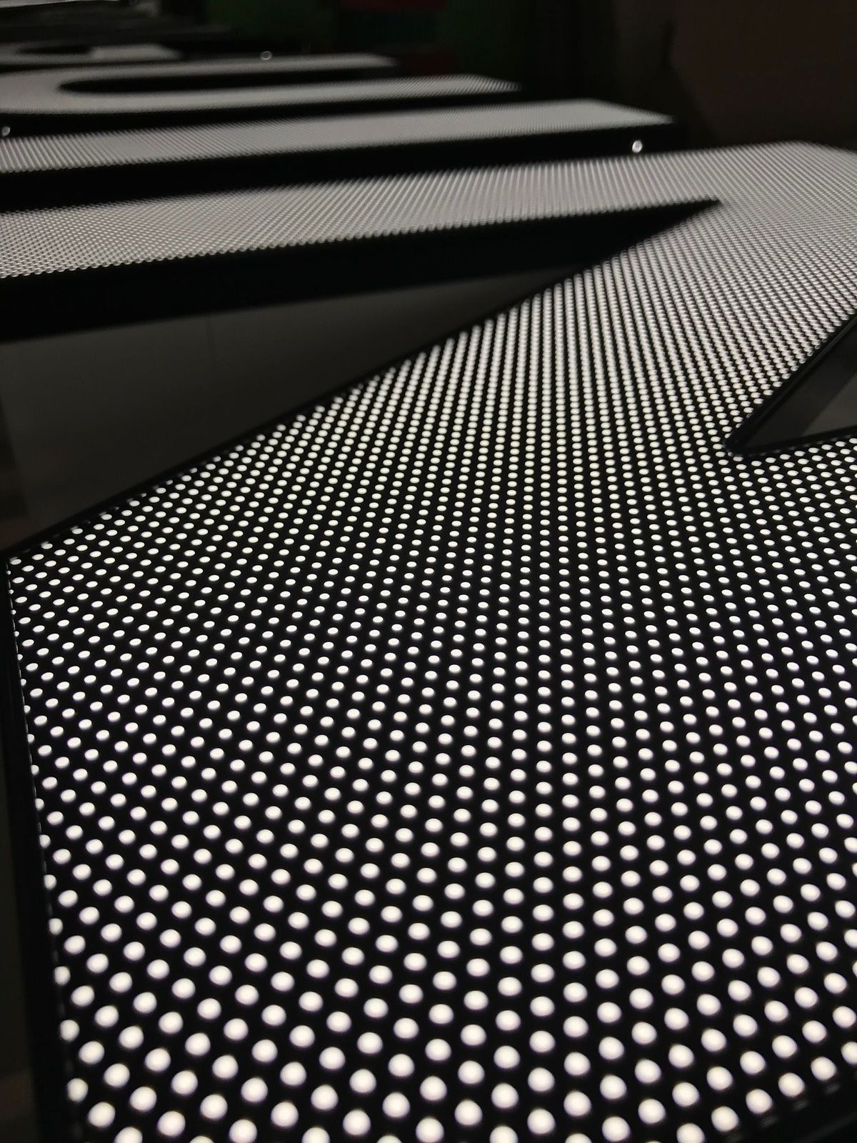 Pinguin-Aussenwerbung (2)